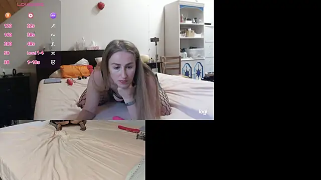 Snapshot of secret-sara chatting on September 2025 02:28:02 PM secret-sara online show from September 2025 02:28:02 PM