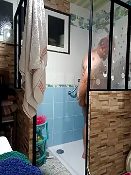 Snapshot of JPB052 chatting on October 2025 04:48:02 PM JPB052 online show from October 2025 04:48:02 PM