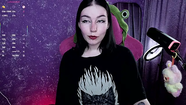 Snapshot of MargarettRose chatting on June 2026 03:25:01 AM MargarettRose online show from June 2026 03:25:01 AM