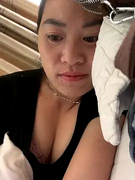 tuyetnhi-00 online show from November 2025 12:55:01 AM