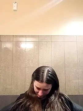 freakylittlebitch69 online show from September 2025 02:29:02 PM