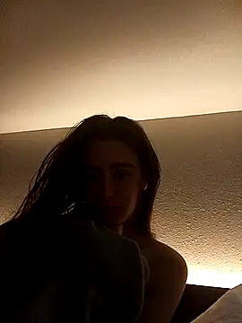 freakylittlebitch69 online show from September 2025 09:07:02 PM