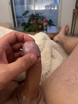 Stchos online show from April 2026 06:44:02 PM