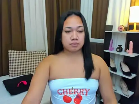 TsUncutKaren online show from October 2025 08:33:02 PM