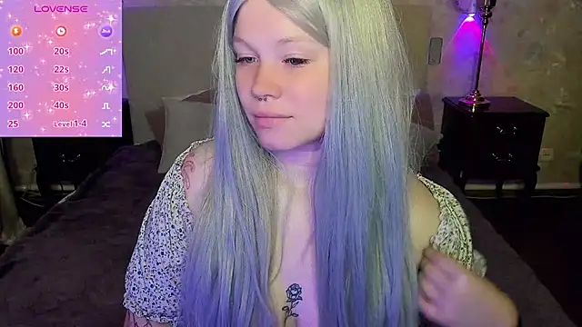 Snapshot of Diana_Dream chatting on September 2025 09:47:02 PM Diana Dream online show from September 2025 09:47:02 PM