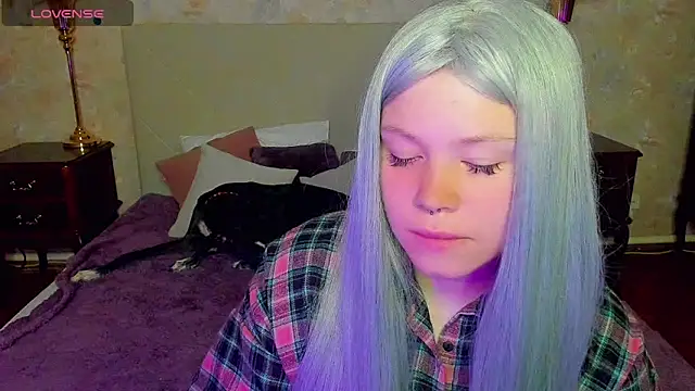 Snapshot of Diana_Dream chatting on September 2025 07:25:02 PM Diana Dream online show from September 2025 07:25:02 PM