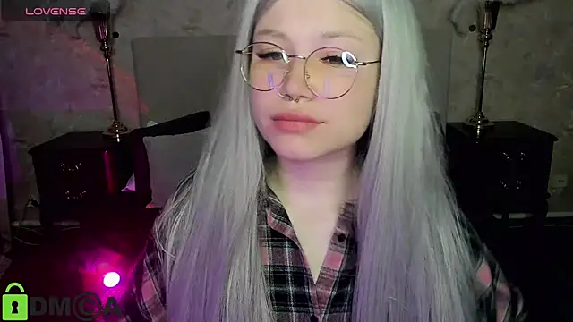 Snapshot of Diana_Dream chatting on October 2025 05:31:01 PM Diana Dream online show from October 2025 05:31:01 PM