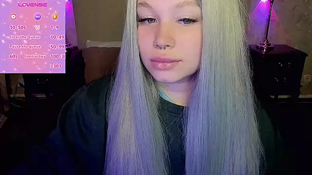 Snapshot of Diana_Dream chatting on October 2025 07:56:02 PM Diana Dream online show from October 2025 07:56:02 PM