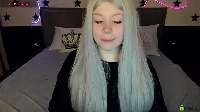 Snapshot of Diana_Dream chatting on October 2025 07:57:02 PM Diana Dream online show from October 2025 07:57:02 PM