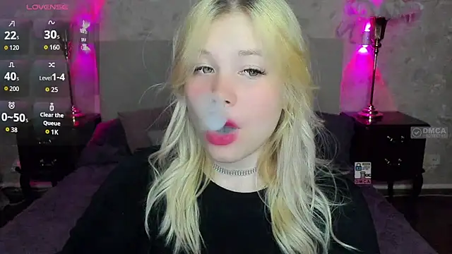 Snapshot of Diana_Dream chatting on October 2025 08:03:02 PM Diana Dream online show from October 2025 08:03:02 PM