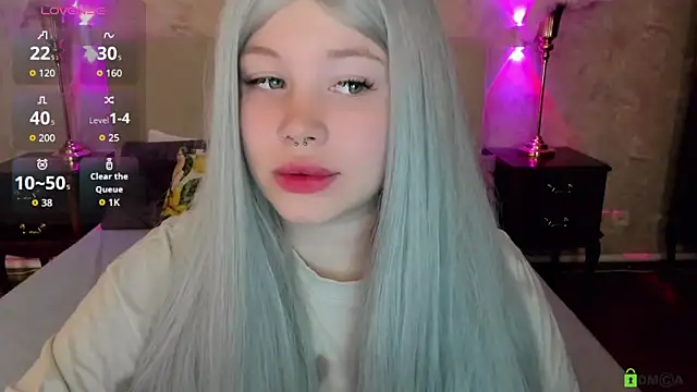 Snapshot of Diana_Dream chatting on October 2025 09:26:02 PM Diana Dream online show from October 2025 09:26:02 PM