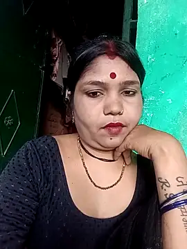 Snapshot of Priya_tyagi chatting on September 2025 10:27:01 AM Priya tyagi online show from September 2025 10:27:01 AM