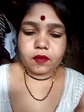 Snapshot of Priya_tyagi chatting on September 2025 11:01:01 AM Priya tyagi online show from September 2025 11:01:01 AM