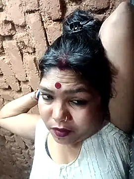 Snapshot of Priya_tyagi chatting on September 2025 11:07:01 PM Priya tyagi online show from September 2025 11:07:01 PM