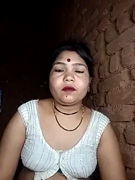 Snapshot of Priya_tyagi chatting on September 2025 11:16:01 PM Priya tyagi online show from September 2025 11:16:01 PM
