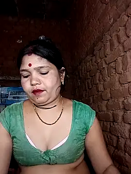 Snapshot of Priya_tyagi chatting on September 2025 11:22:02 AM Priya tyagi online show from September 2025 11:22:02 AM