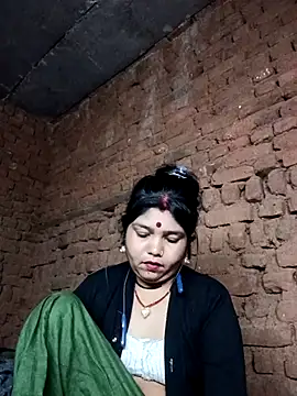 Priya tyagi online show from October 2025 10:40:01 PM