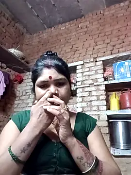 Priya tyagi online show from October 2025 02:05:01 PM