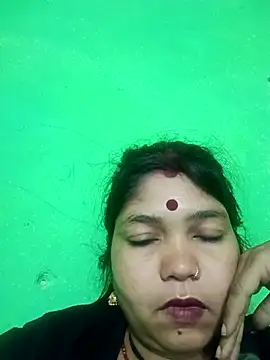 Priya tyagi online show from October 2025 12:34:01 AM