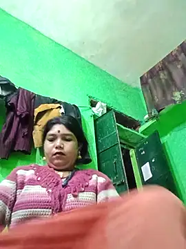 Priya tyagi online show from November 2025 09:06:01 PM