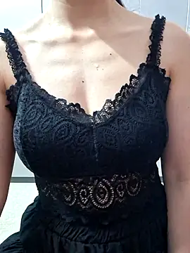 Mlemmz online show from April 2026 11:34:01 AM