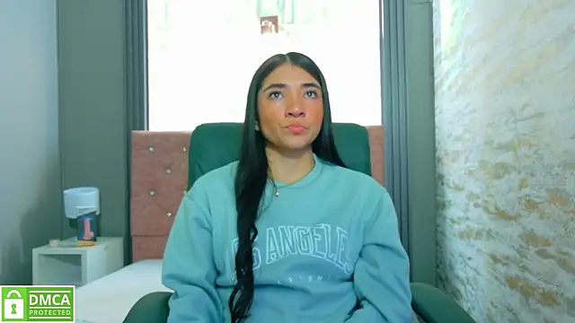 Snapshot of Aurora_jones11 chatting on September 2025 03:21:01 AM Aurora jones11 online show from September 2025 03:21:01 AM