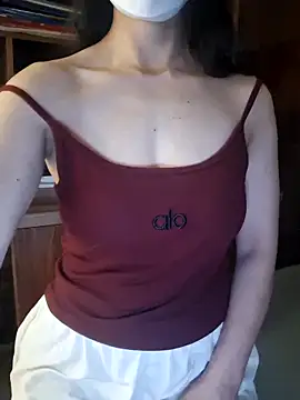 LazdyLy online show from October 2025 03:00:02 PM