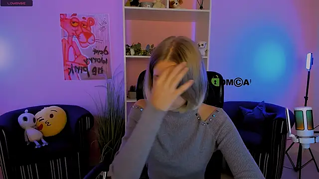 Snapshot of gloria_bubble chatting on September 2025 05:18:02 AM gloria bubble online show from September 2025 05:18:02 AM