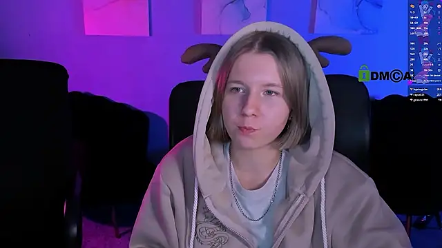 gloria bubble online show from February 2026 01:01:02 AM