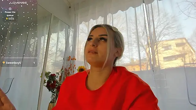 Ella Vee online show from March 2026 05:55:02 AM