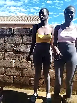 Melanin2002 online show from April 2026 09:26:02 AM