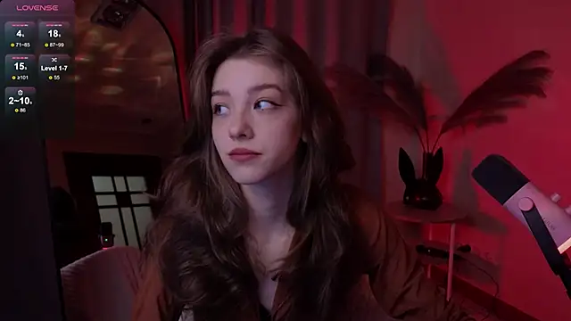 Snapshot of AstraMist chatting on October 2025 03:01:02 PM AstraMist online show from October 2025 03:01:02 PM