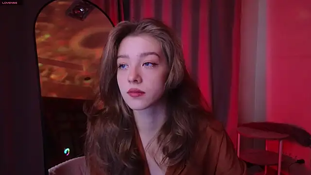 Snapshot of AstraMist chatting on October 2025 07:27:01 AM AstraMist online show from October 2025 07:27:01 AM