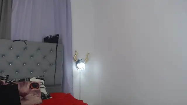 KarolLewys online show from December 2025 02:12:02 PM