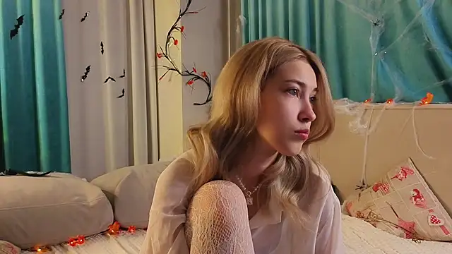 AngelicRice online show from November 2025 11:12:01 AM