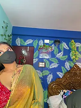 Snapshot of V-Hot-Sweti chatting on July 2026 05:26:02 PM V-Hot-Sweti online show from July 2026 05:26:02 PM