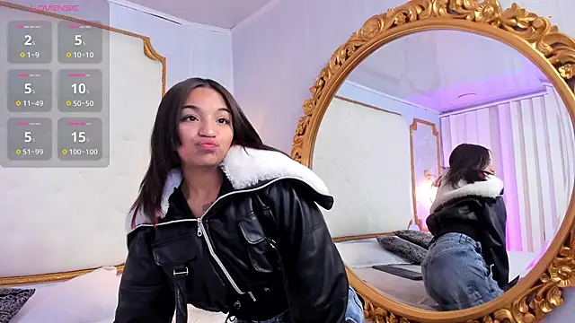 Manelyk evanss  online show from October 2025 11:21:02 AM