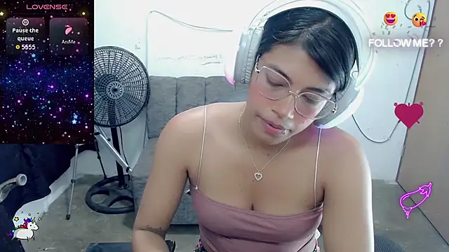 Snapshot of Dulce2415 chatting on June 2026 01:41:02 AM Dulce2415 online show from June 2026 01:41:02 AM