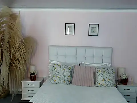 Snapshot of samantha_bliss chatting on October 2025 11:55:01 AM samantha bliss online show from October 2025 11:55:01 AM