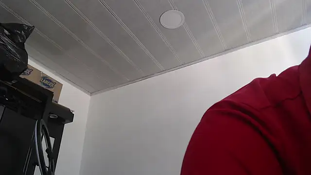 UrbanBoy 18 online show from September 2025 01:33:02 PM