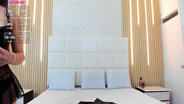  mia foxx online show from October 2025 07:55:01 PM