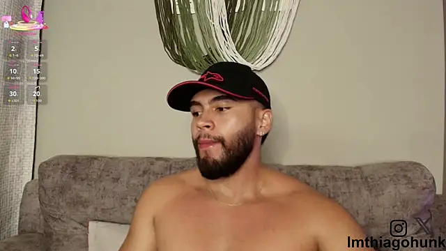 ThiagoHunk online show from October 2025 04:19:02 AM