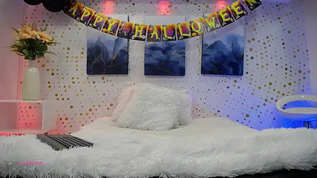 ArianaSantana online show from October 2025 12:48:02 PM