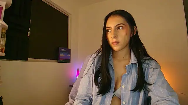 violethun  online show from December 2025 05:27:01 AM