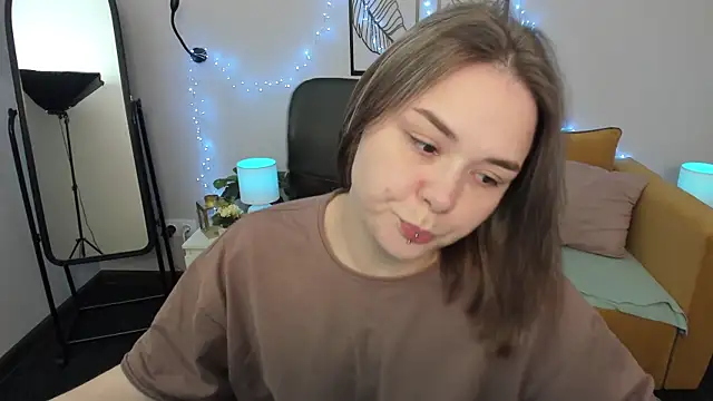 Sophi gi online show from September 2025 03:17:02 AM
