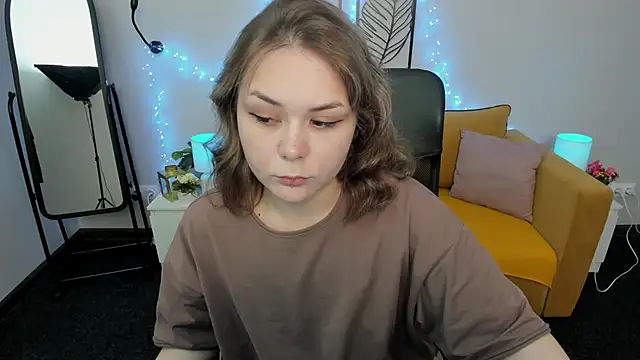 Sophi gi online show from September 2025 04:47:01 AM