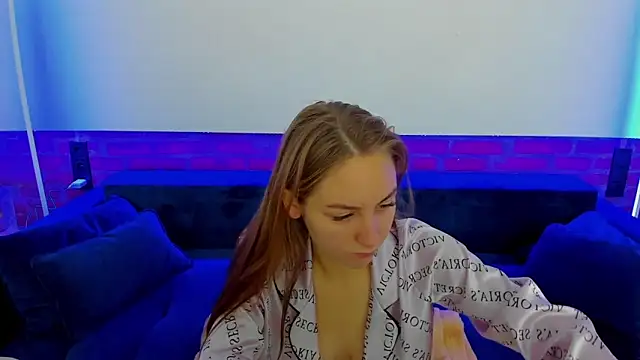 MilaAddams online show from November 2025 06:36:02 AM