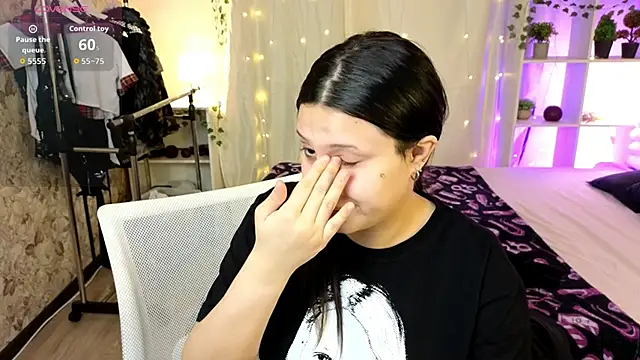 Snapshot of Nicole_Parshikova chatting on November 2025 10:26:01 AM Nicole Parshikova online show from November 2025 10:26:01 AM