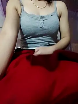 LucyyLy online show from November 2025 11:47:01 AM