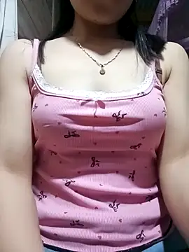 LucyyLy online show from March 2026 01:17:02 PM